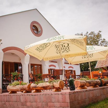Diofa Panzio Bed & Breakfast Villány Exterior foto